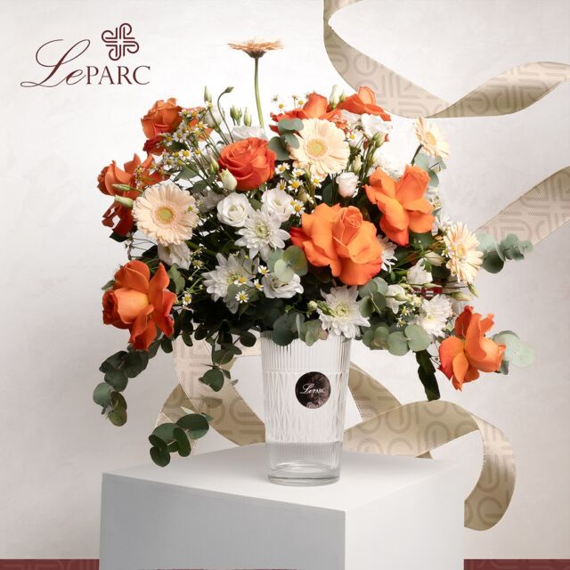 🌸 Our latest project for @leparc.qa photography and video production #doha #qatar #flowershopqatar